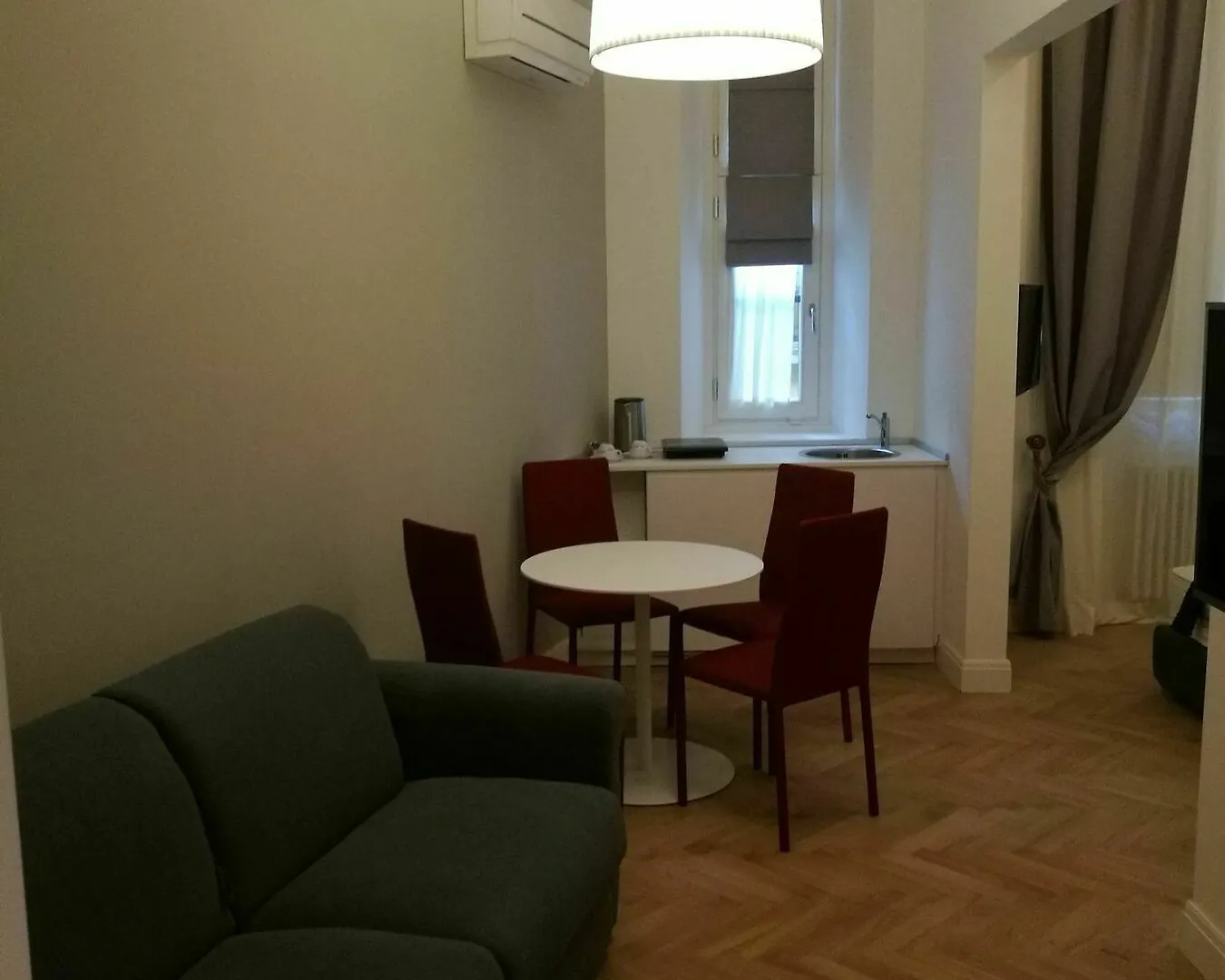 Daphne Guest House Florence 3*,